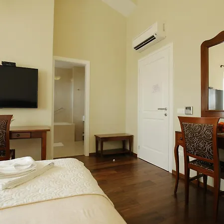 Babudri Near Porec For 10 People With Jacuzzi & *
