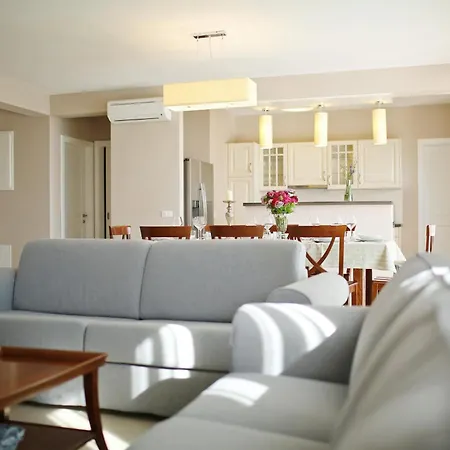 Villa Babudri Near Porec For 10 People With Jacuzzi & *