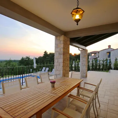 Babudri Near Porec For 10 People With Jacuzzi &
