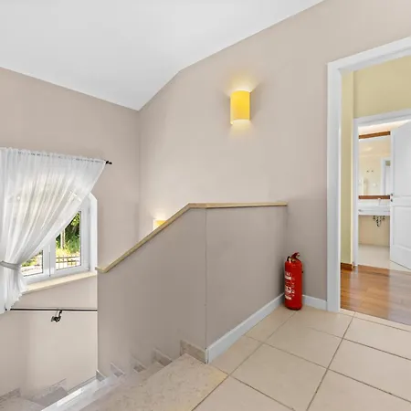 Babudri Near Porec For 10 People With Jacuzzi & Villa