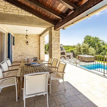 Babudri Near Porec For 10 People With Jacuzzi &