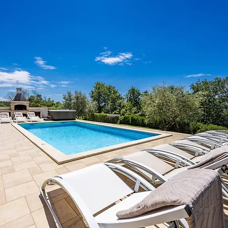 Babudri Near Porec For 10 People With Jacuzzi & Willa *